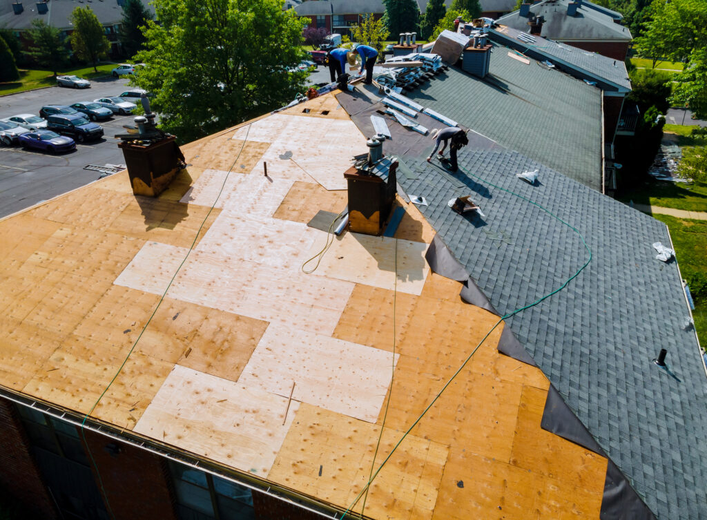 roof repairs and replacements, avoid water damage